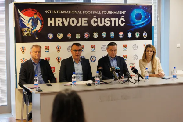 PRESS KONFERENCIJA 